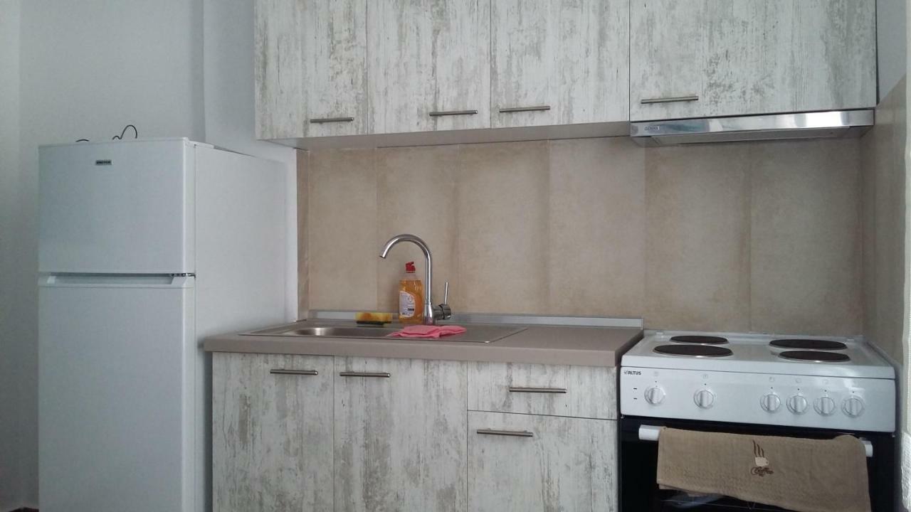 Maria Apartments Nea Karvali Exteriör bild