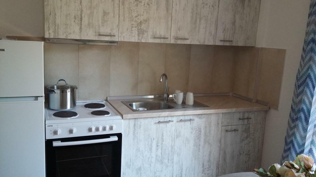 Maria Apartments Nea Karvali Exteriör bild