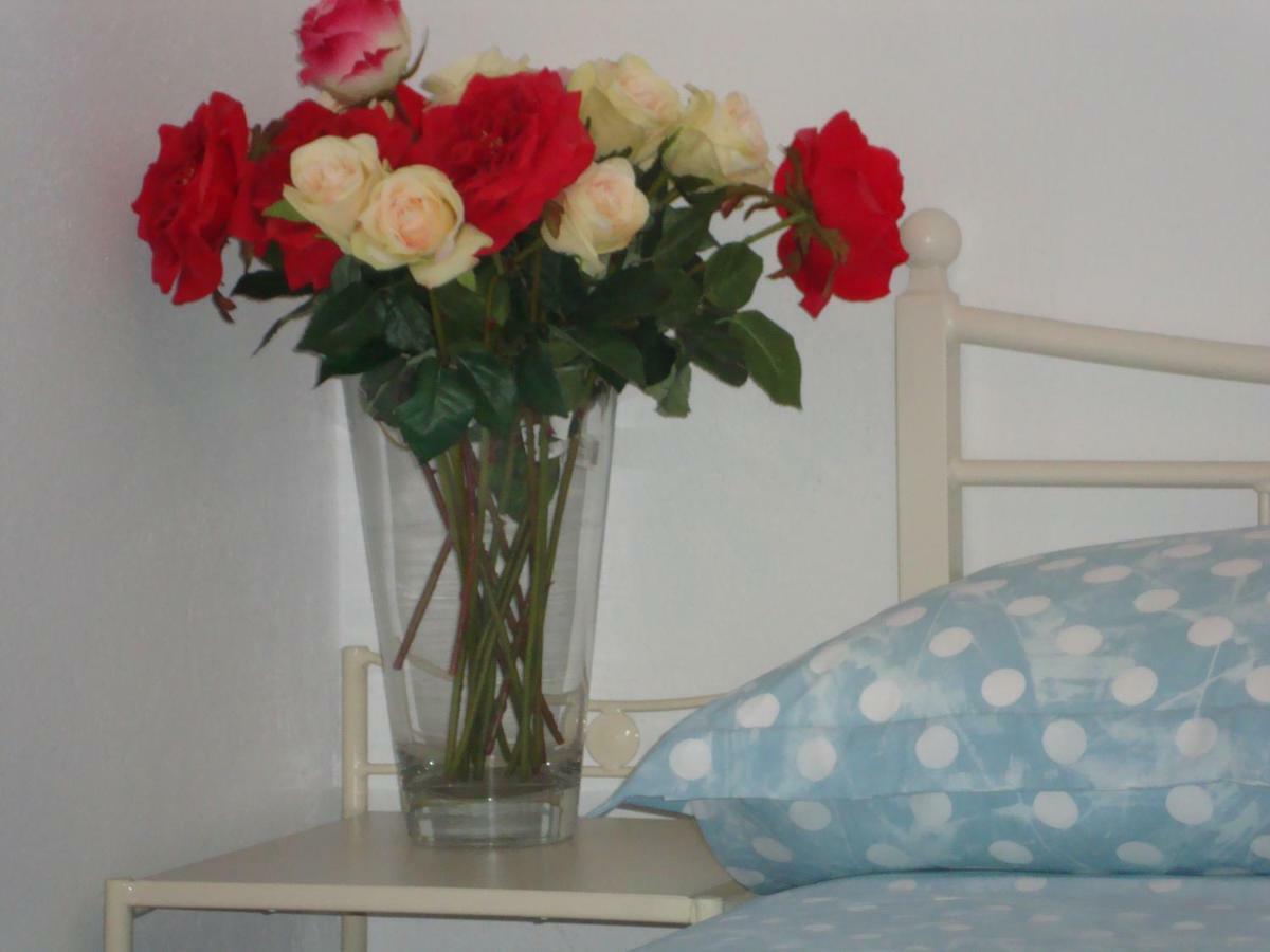 Maria Apartments Nea Karvali Exteriör bild