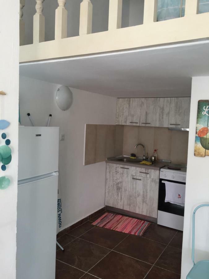 Maria Apartments Nea Karvali Exteriör bild