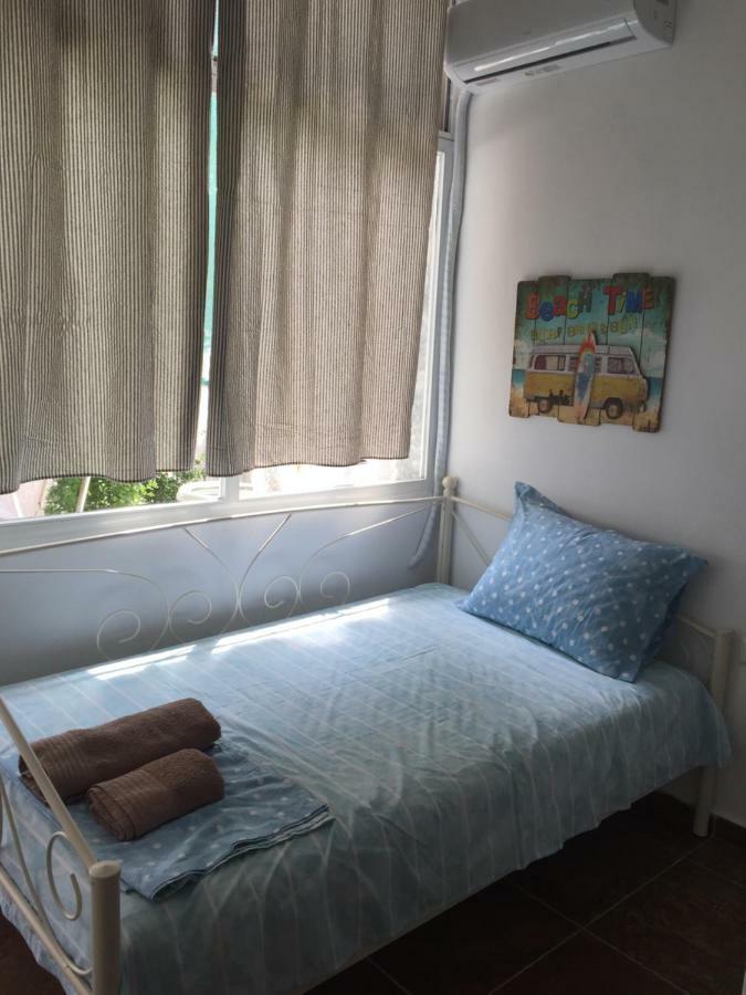 Maria Apartments Nea Karvali Exteriör bild